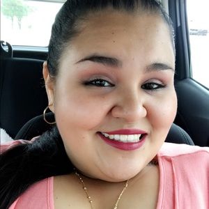 Meet your Posher, Gabriela